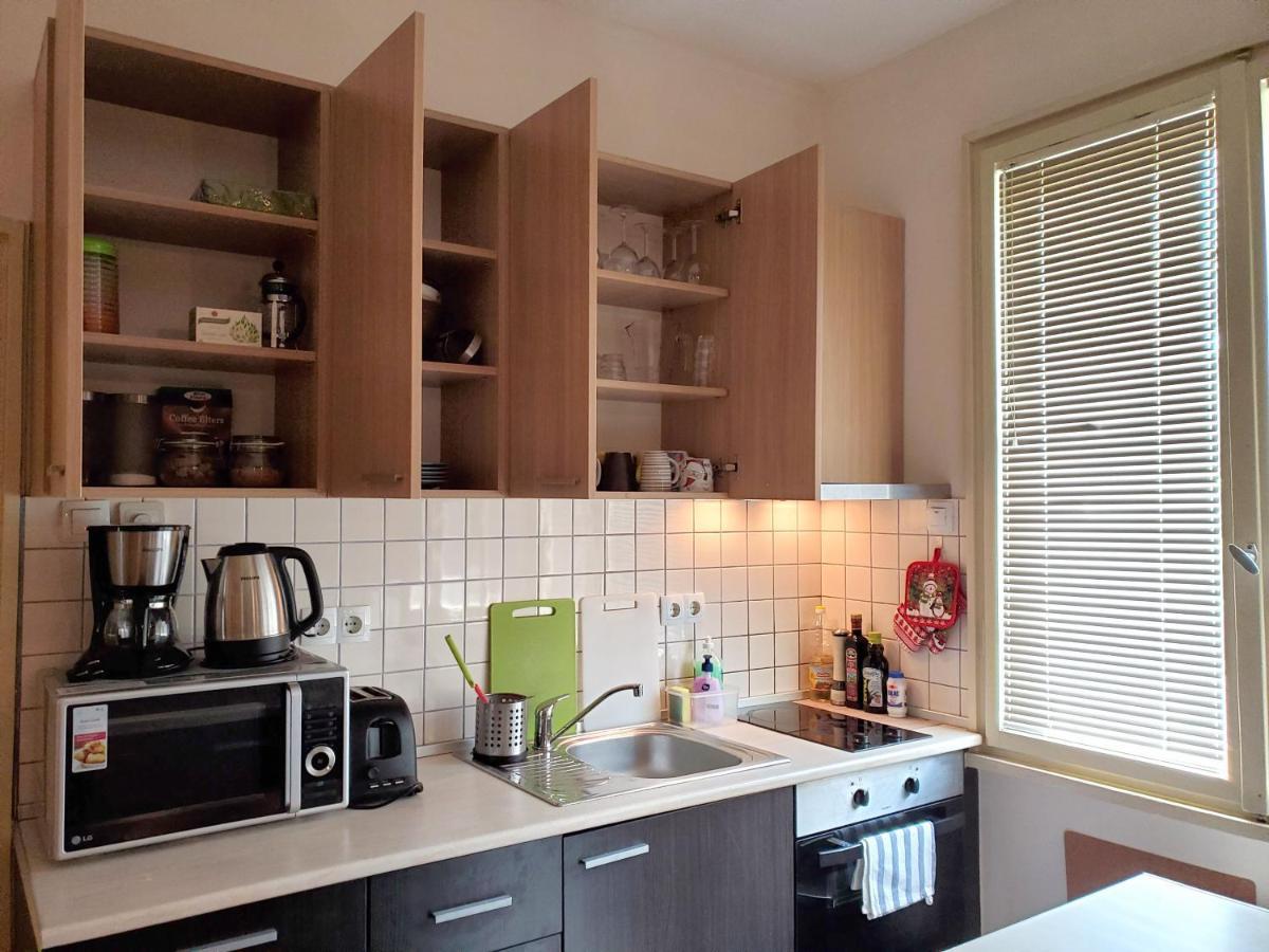 Sunny Central Apartment Sofia Eksteriør bilde